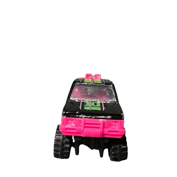 BLACK NISSAN HARDBODY PINK AND GREEN - Picture 4 of 4